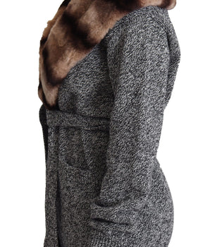 Dolce &amp; Gabbana Elegante cárdigan de cachemir con cuello de piel de conejo