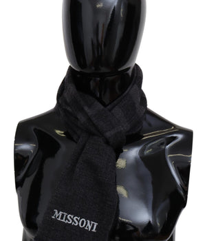 Missoni Elegante bufanda de lana con rayas distintivas