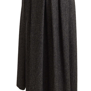 Dolce &amp; Gabbana Elegant A-Line Midi Wool Skirt in Gray Zigzag