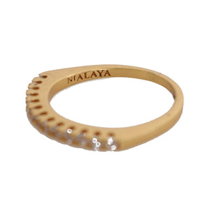 Anillo chapado en oro con cristal de circonita brillante Nialaya