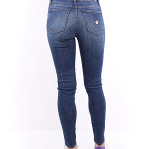 Vaqueros de corte slim en azul denim Chic de Don The Fuller