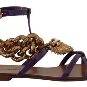 Dolce &amp; Gabbana Zapatos planos tipo gladiador con cadena de corazón morado