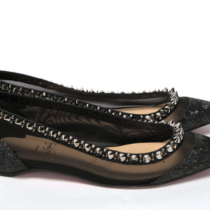 Christian Louboutin Zapato con punta plana en negro y plateado