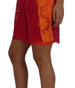 Dolce &amp; Gabbana Elegantes pantalones cortos de encaje de cintura alta en dos tonos