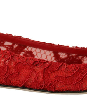 Zapatos planos rojos con adornos de cristal de Dolce &amp; Gabbana