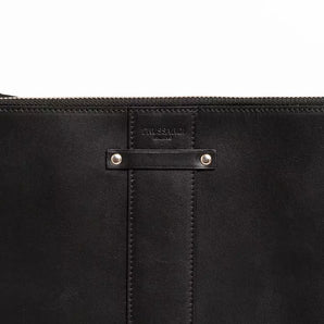 Bolso de mano Trussardi elegante con bolsillo en piel negra