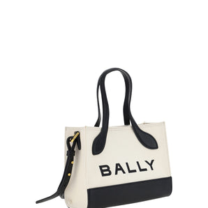 Minibolso de cuero elegante en contraste de Bally