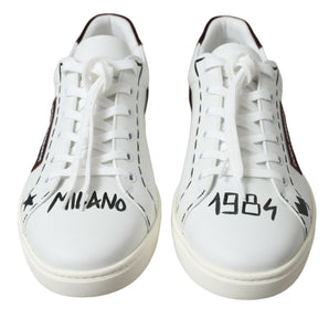 Tenis blancos burdeos exclusivos de Dolce &amp; Gabbana