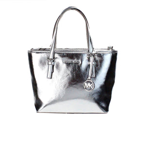 Michael Kors Jet Set Bolso tote con cremallera superior en color plateado metalizado XS