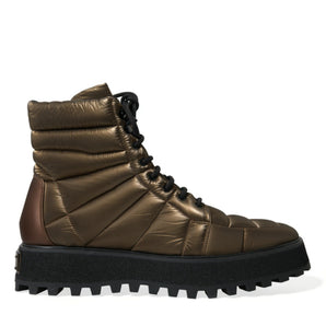 Dolce &amp; Gabbana Botas acolchadas Plateau en bronce con placa con el logo DG