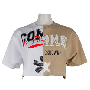 Camiseta con logo de alta costura en beige y estampado de dos tonos de Comme Des Fuckdown