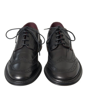Dolce &amp; Gabbana Zapatos formales Oxford de cuero negro con punta de ala para hombre