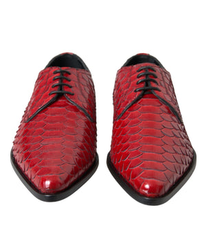 Dolce &amp; Gabbana Zapatos formales Derby barnizados con textura roja para hombre