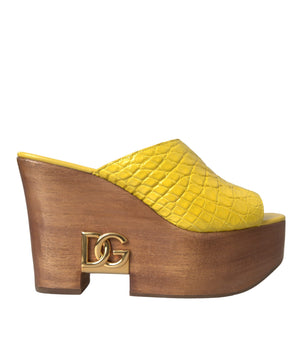 Dolce &amp; Gabbana Zapatos tipo mule con cuña de cuero amarillo