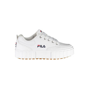 Zapatillas Fila Chic con cuña blanca y detalle bordado