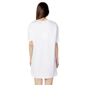 Pantalón corto de algodón blanco Love Moschino