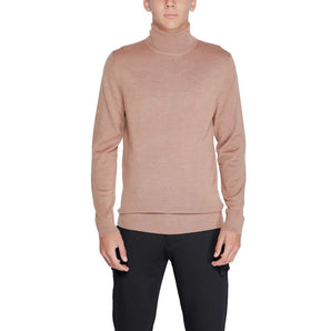 Jersey de lana beige de Calvin Klein