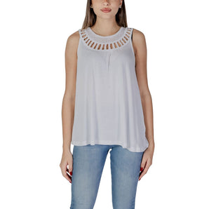 B.Young Camiseta y tops de viscosa blanca