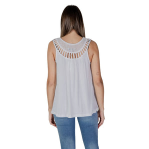 B.Young Camiseta y tops de viscosa blanca