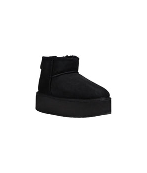 EMU Australia Black Leather Ankle Boots