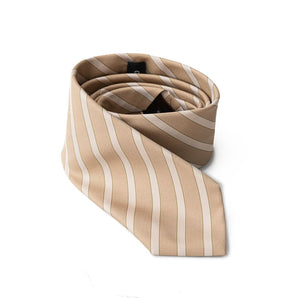 Corbatas y pajaritas de seda doradas de Giorgio Armani