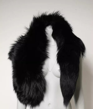 Bufanda de invierno Dolce &amp; Gabbana de piel de zorro negra para el cuello