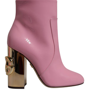 Botas de media caña con tacón de charol rosa de Dolce &amp; Gabbana