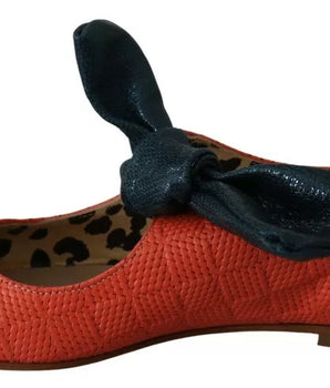 Mocasines de piel naranja con lazo y detalle de lazo de EBARRITO