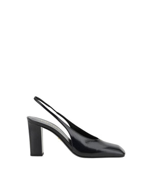 Zapatos de salón Prada de piel de becerro negra