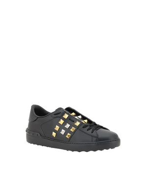 Valentino Garavani Black Calf Leather Bos Taurus Low Top Sneakers