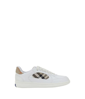 Burberry White Calf Leather Bos Taurus Low Top Sneakers