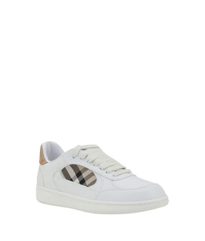Burberry White Calf Leather Bos Taurus Low Top Sneakers