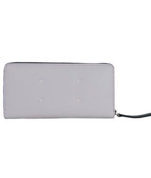 Cartera de piel de becerro morada de Maison Margiela