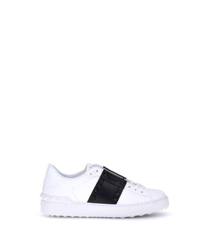 Valentino Garavani Black Calf Leather Bos Taurus Low Top Sneakers