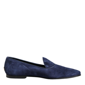 Mocasines de terciopelo azul con el logotipo de DG de Dolce &amp; Gabbana