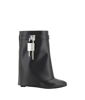 Givenchy Black Calf Leather Bos Taurus Ankle Boots