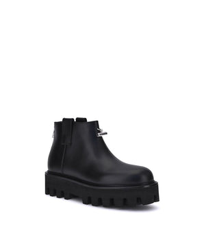 Alexander McQueen Black Calf Leather Bos Taurus Ankle Boots