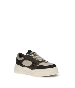 Fendi Black Calf Leather Bos Taurus Low Top Sneakers