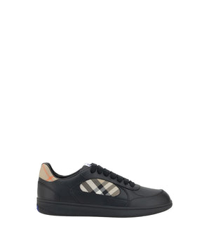 Burberry Black Calf Leather Bos Taurus Low Top Sneakers